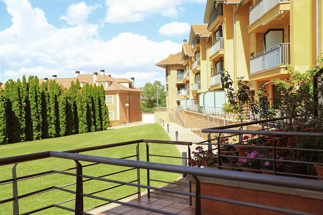 Monteperdido Jaca Apartment Exterior photo